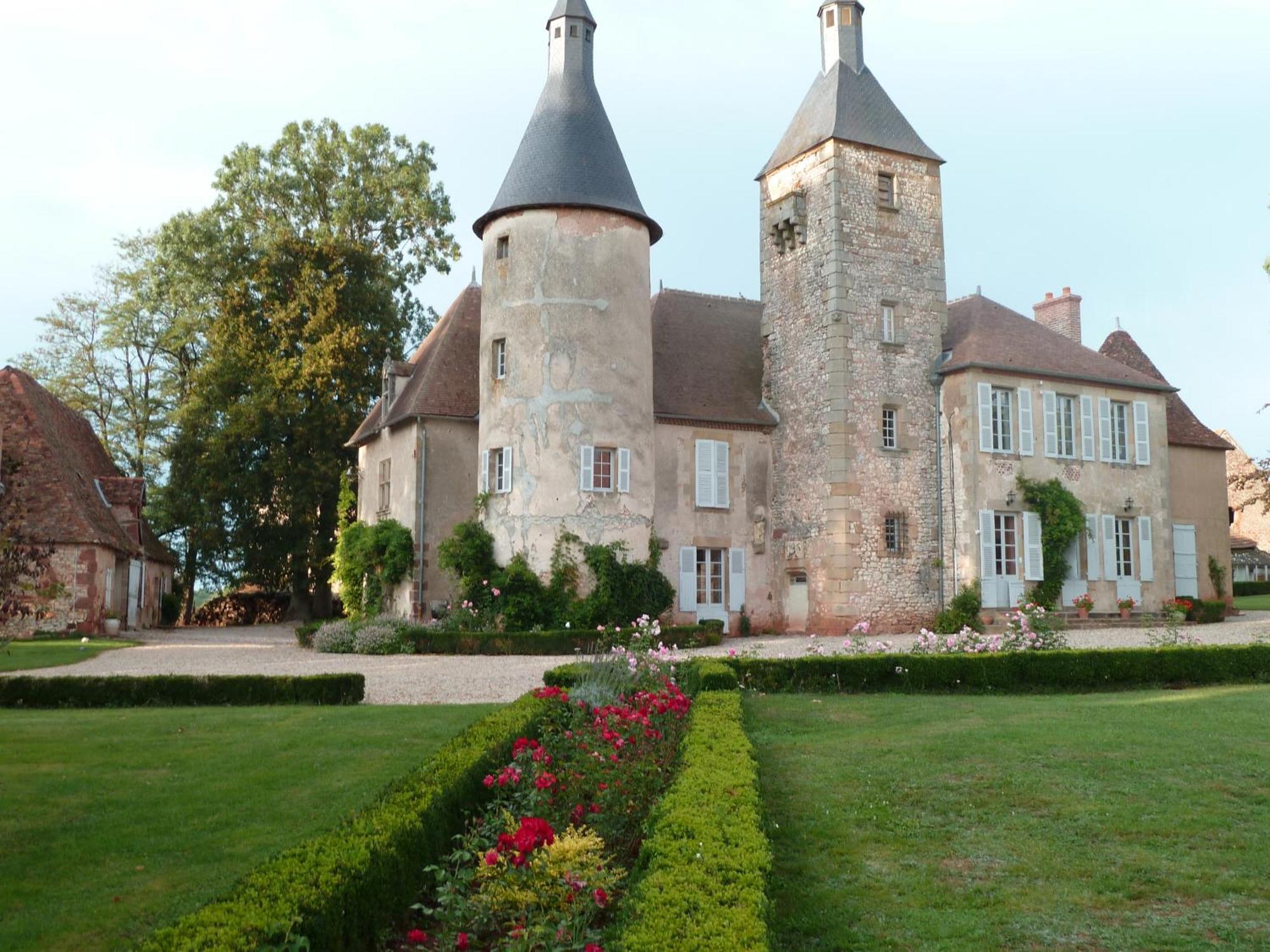 Chateau De Clusors Saint-Menoux ภายนอก รูปภาพ