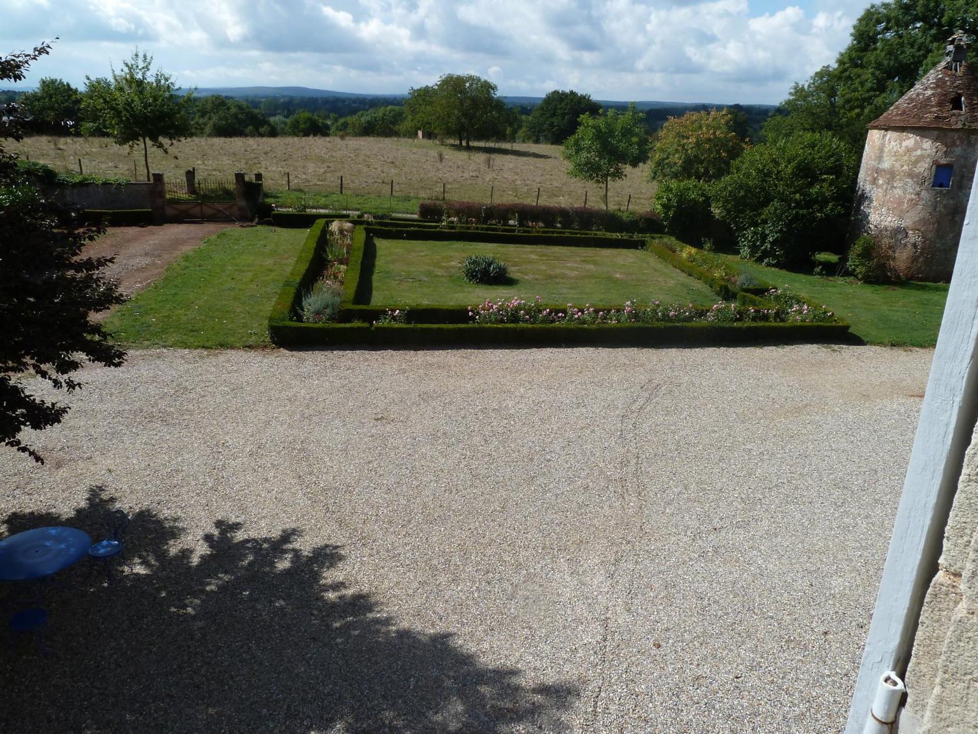 Chateau De Clusors Saint-Menoux ภายนอก รูปภาพ